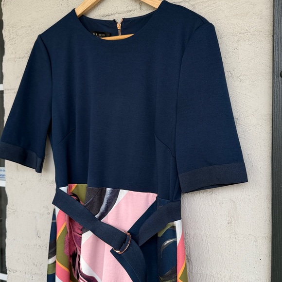 Ted Baker London Casiew Eden Block Midi Sheath Dress Navy/Pink Floral Size 10 - Picture 4 of 14